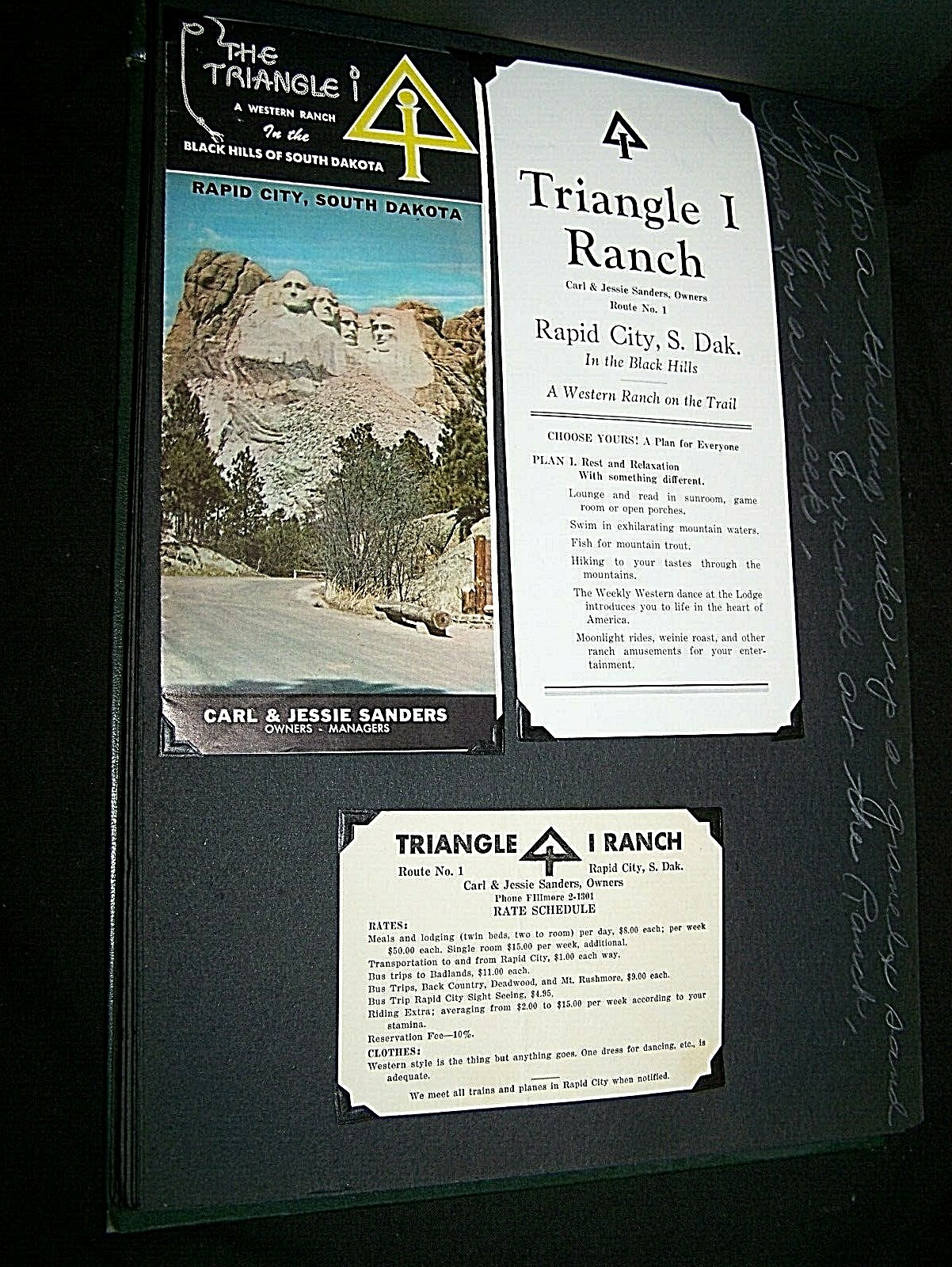 1956 BLACK HILLS, SOUTH DAKOTA VACATION SCRAPBOOK~PHOTOS, POSTCARDS, BOOKLETS