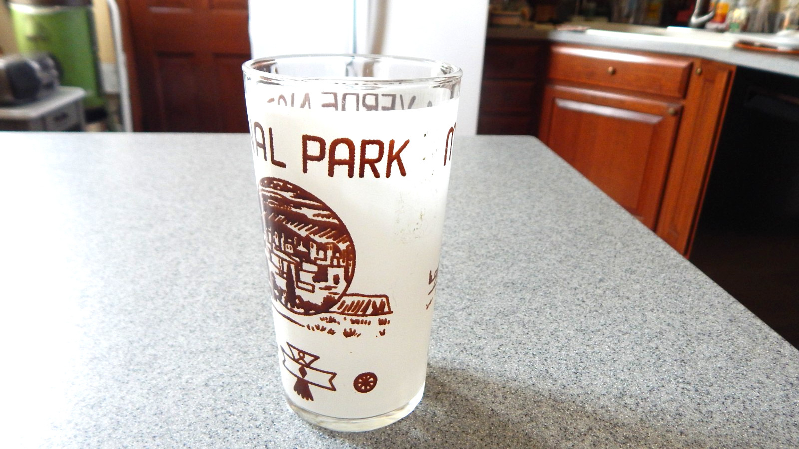 Mesa Verde National Park Souvenir Drinking Glass – Circa 1960