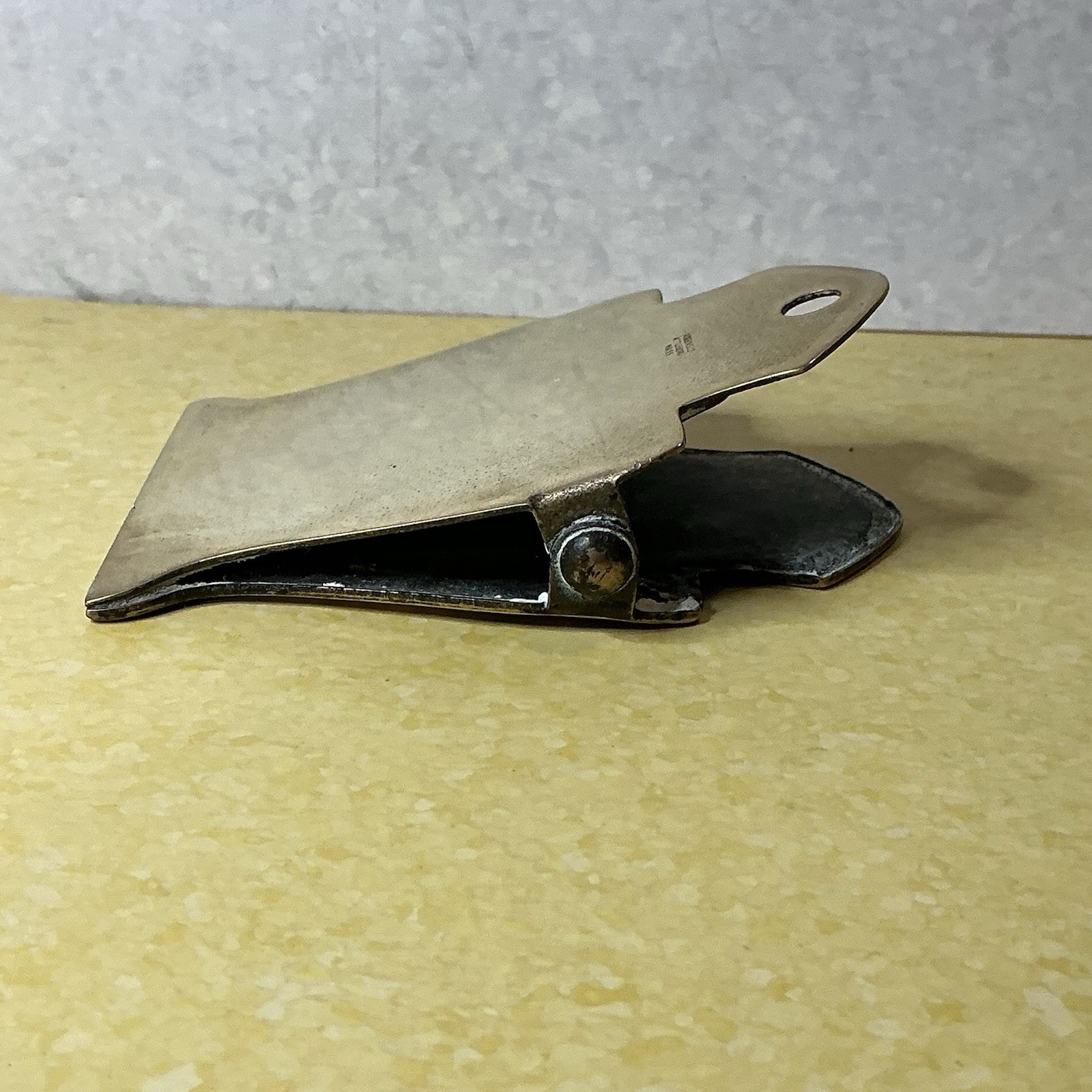 Antique Brass Yellowstone Park Souvenir Desk Binder Clip Art Nouveau Robbins Co.