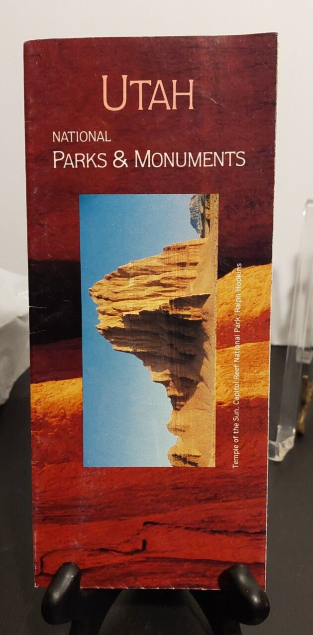 UTAH, NATIONAL PARKS & MONUMENTS. VINTAGE FOLD OUT TRAVEL BROCHURE.