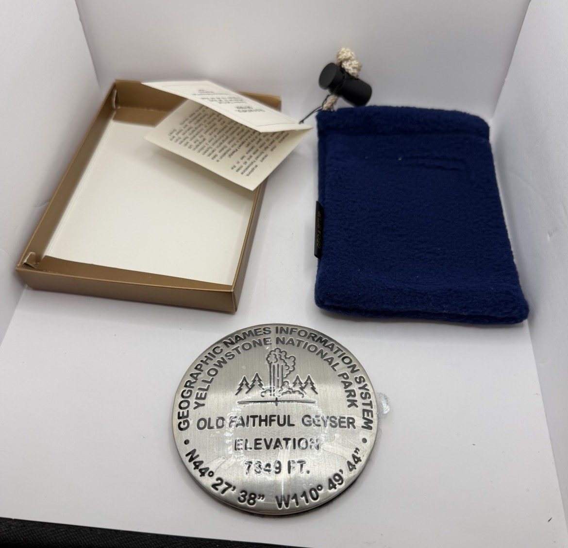GEO-SITU OLD FAITHFUL YELLOWSTONE PARK PEWTER US GEOLOGICAL SURVEY PAPERWEIGHT