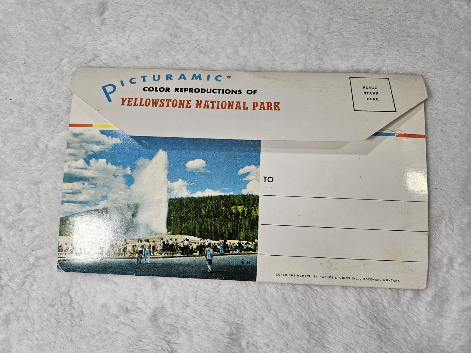 YELLOWSTONE NATIONAL PARK 1957 “PICTURAMIC” Unused Post Card With Photos