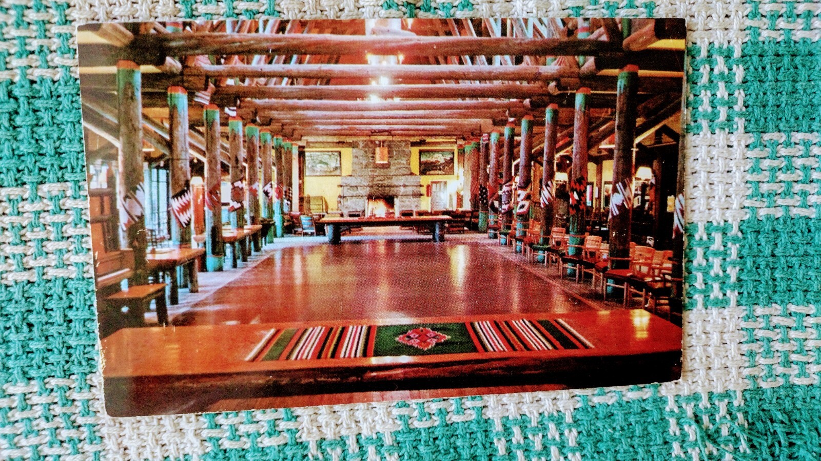 BEAUTIFUL POST CARD PARADISE INN LOBBY MT.RAINIER NATIONAL PARK WASHINGTON