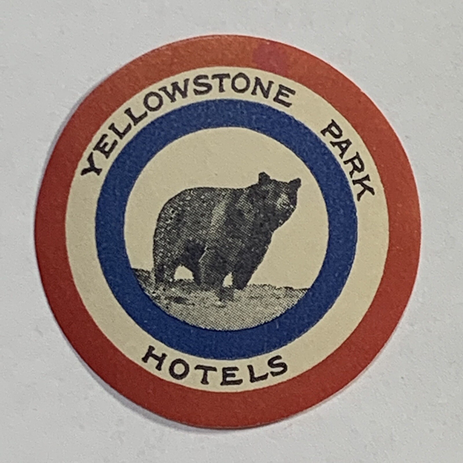 YELLOWSTONE PARK HOTELS RED WHITE AND BLUE TARGET BULLSEYE SEAL STICKER
