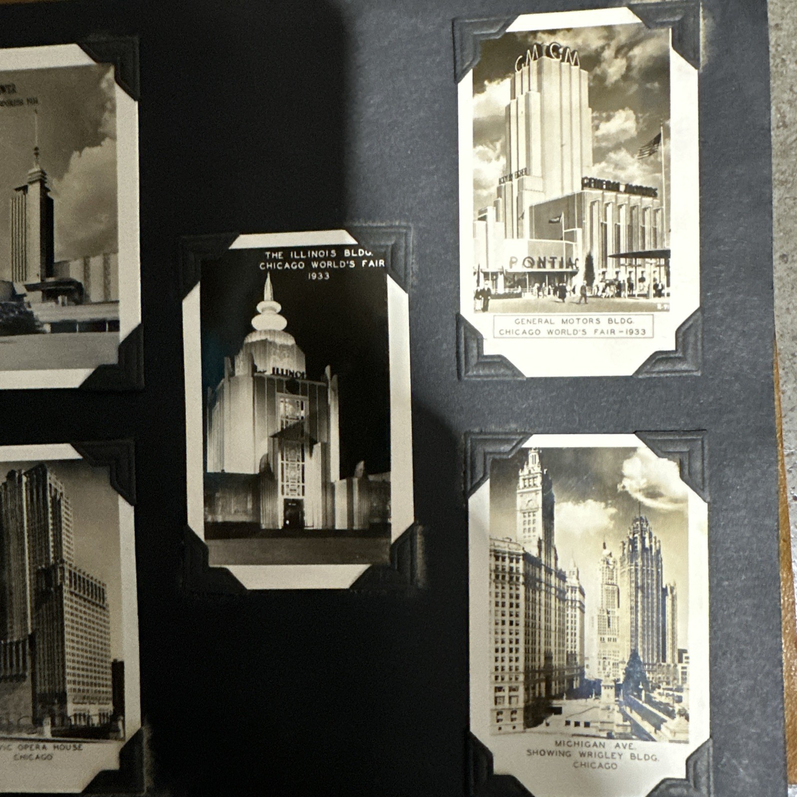 1930’s Leather Chicago Worlds Fair Souvenir Photo Album Electrical Building ￼