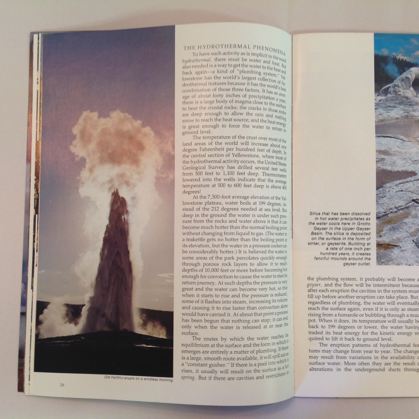 Vtg 1977 Souvenir Color Photo Guide Yellowstone The Story Behind the Scenery