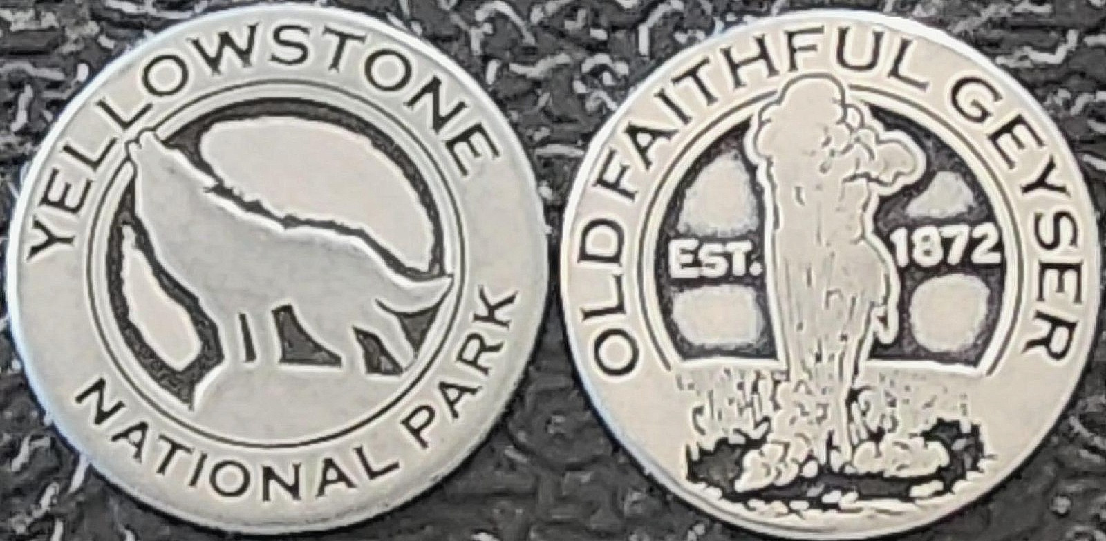 YELLOWSTONE NATIONAL PARK – WOLF TOKEN – WYOMING