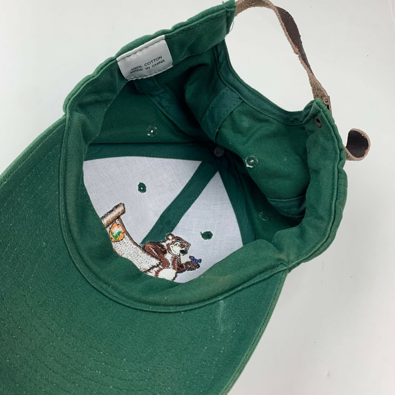 VINTAGE Yellowstone National Park Bear Baseball Hat Cap Green Strapback Leather