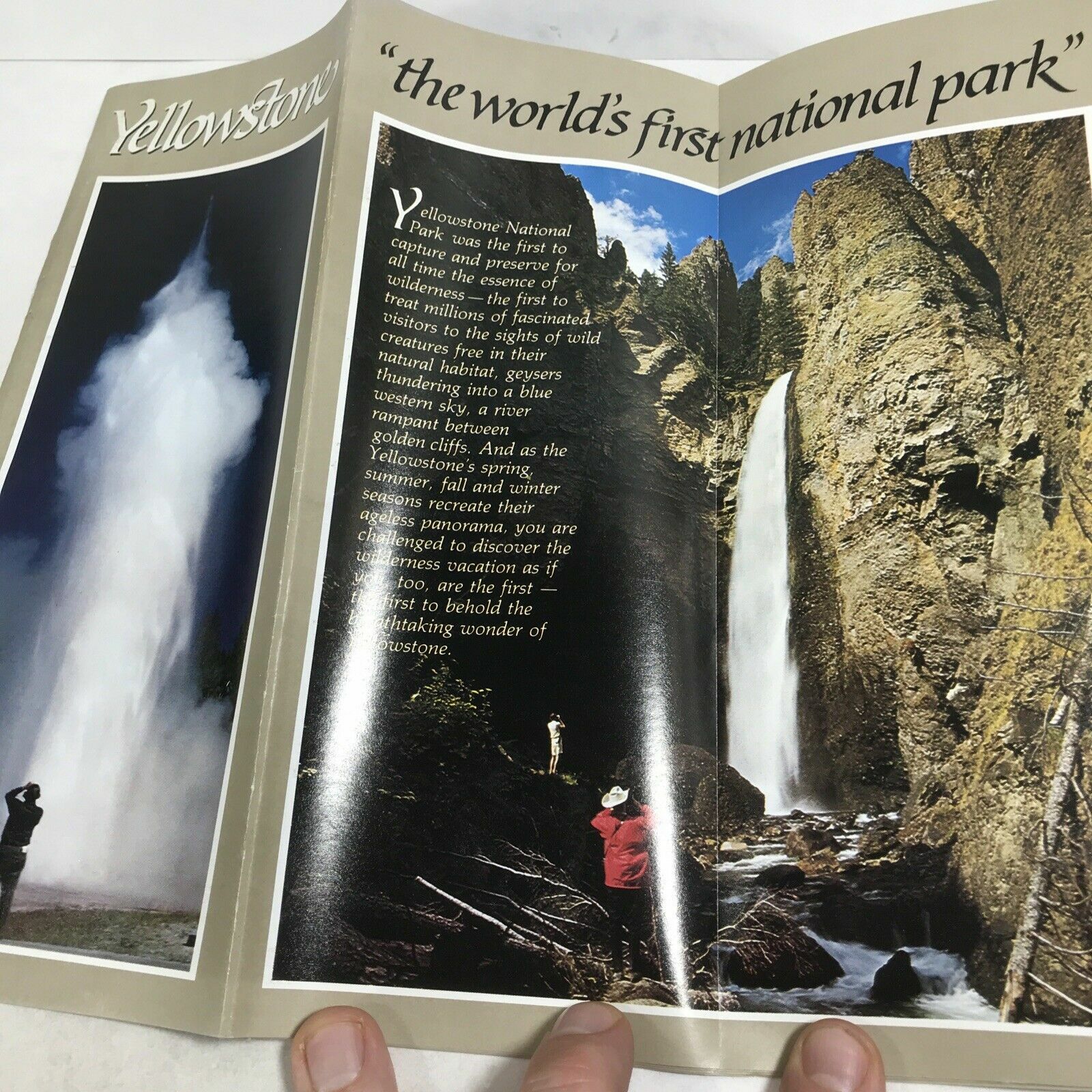 1985 YELLOWSTONE NATIONAL PARK Full Color Travel Brochure Tour Guide & Maps