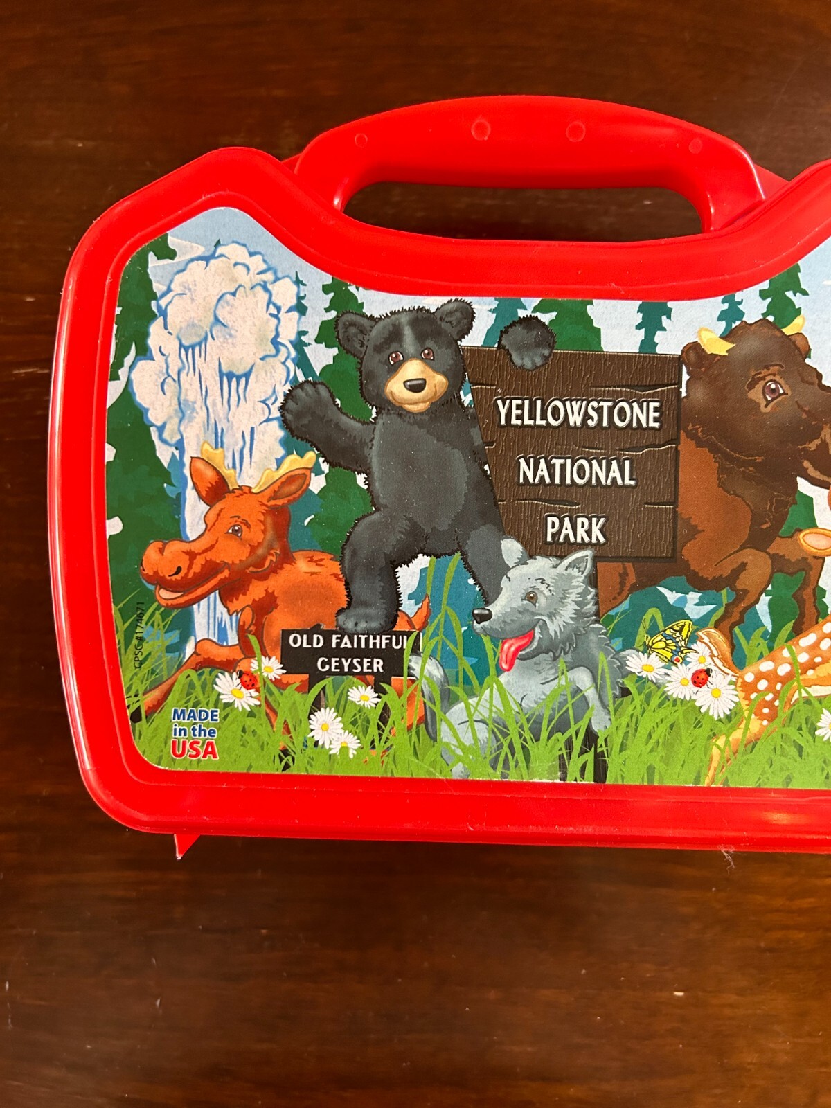 Yellowstone National Park Old Faithful Geyser Red Plastic Lunch Box