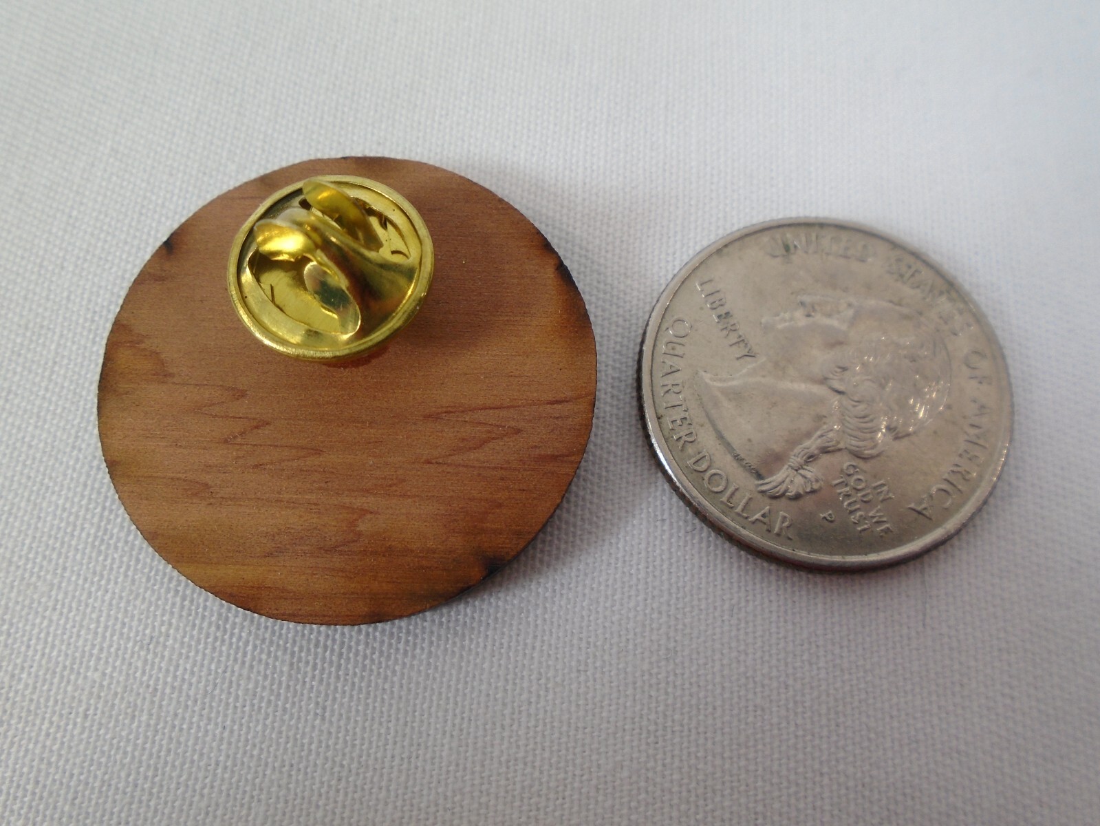 Great Smoky Mountains Bear Red Cedar Wood Round Lapel Pin National Park