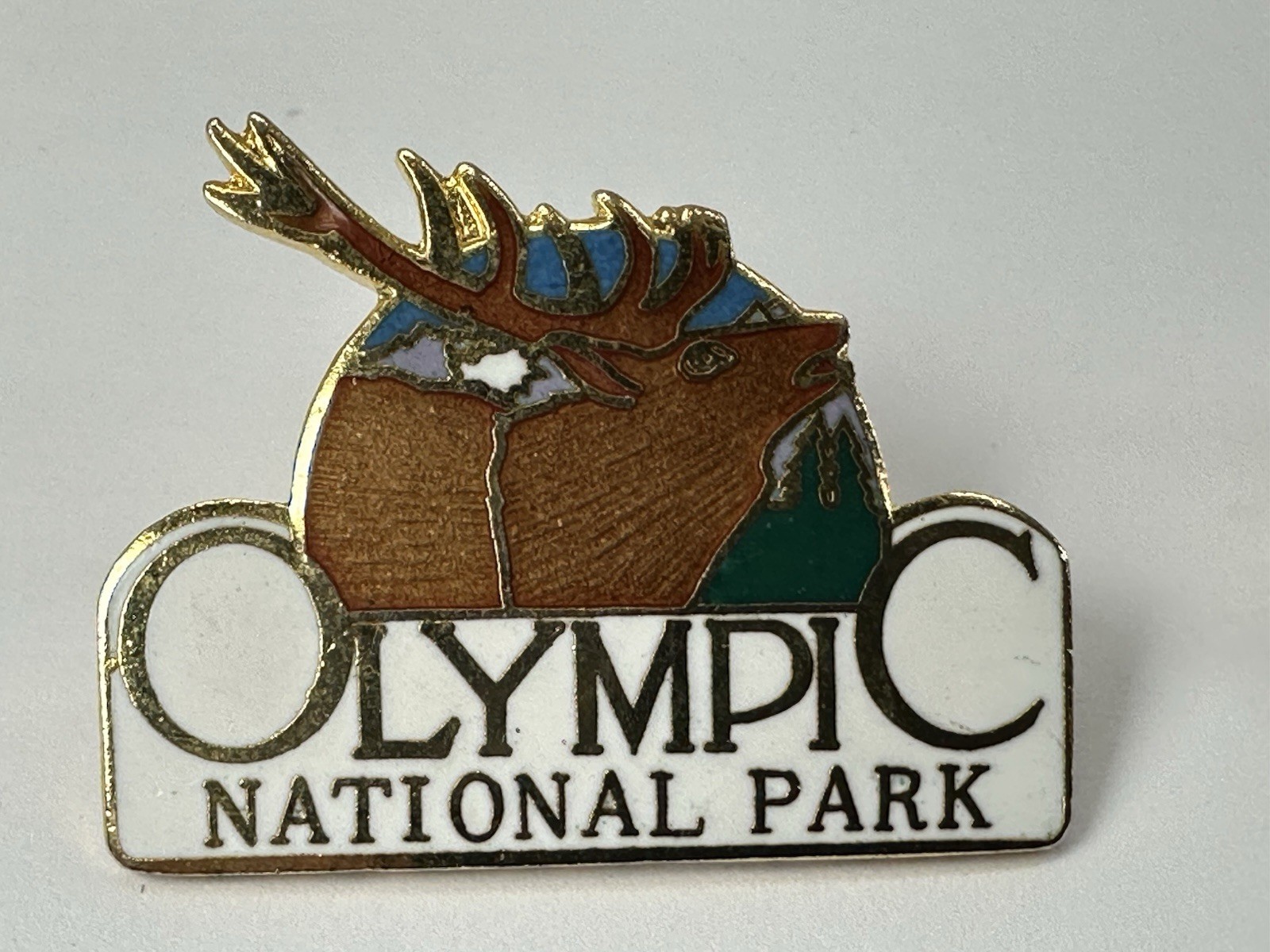 Olympic National Park Washington & Lassen Volcanic National Park Pins Lot of 2