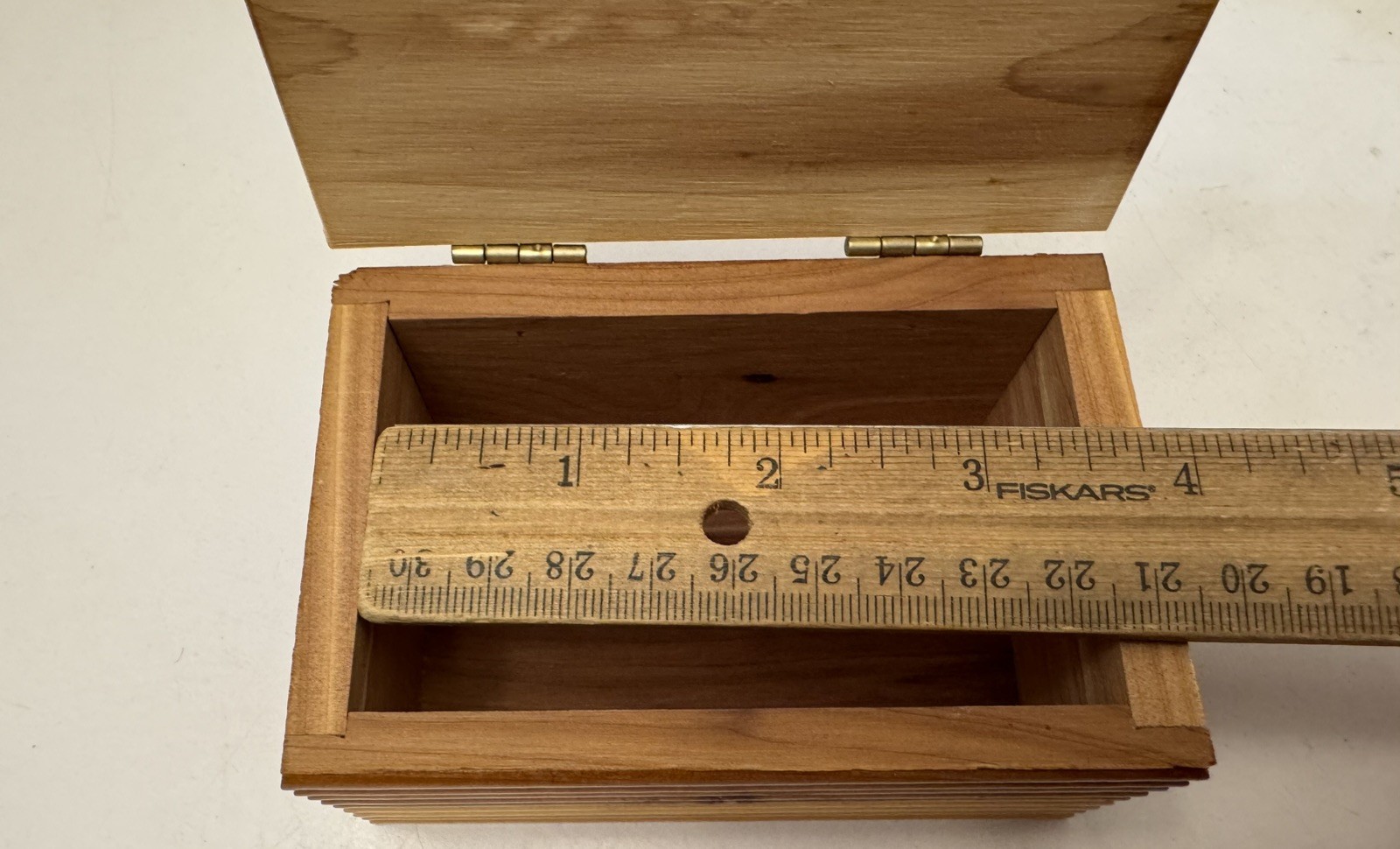 Vintage Yellowstone Nat Park Small Hinged Cedar Wood Trinket Jewelry Box, Bear