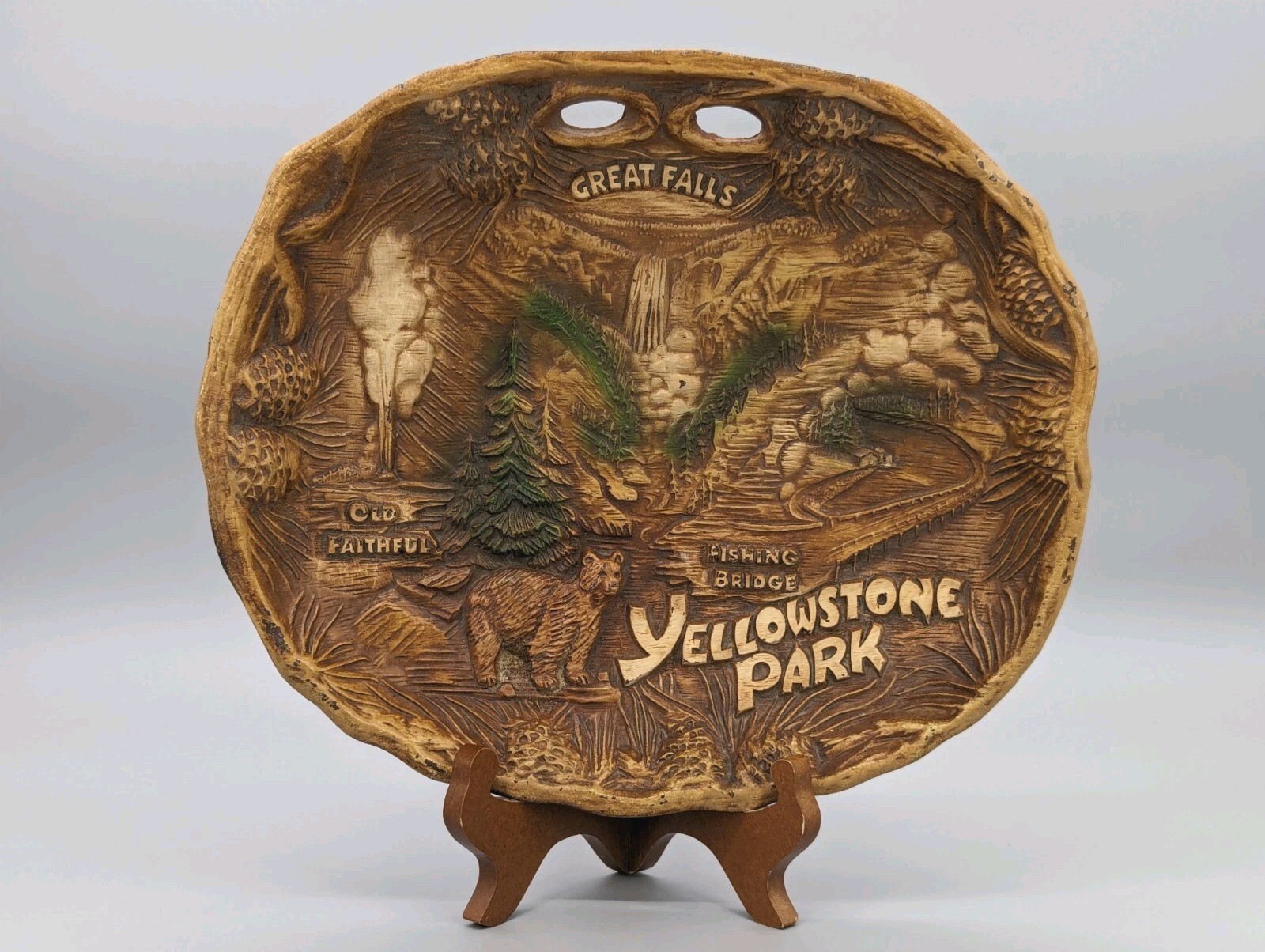Yellowstone Park Scenic Plate Souvenir Vintage 3D Sculpted 12″ Faux Wood