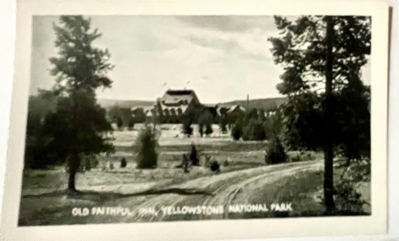 1923 Bardell Fototone Miniatures 20 Views Yellowstone National Park Photo Set-VG