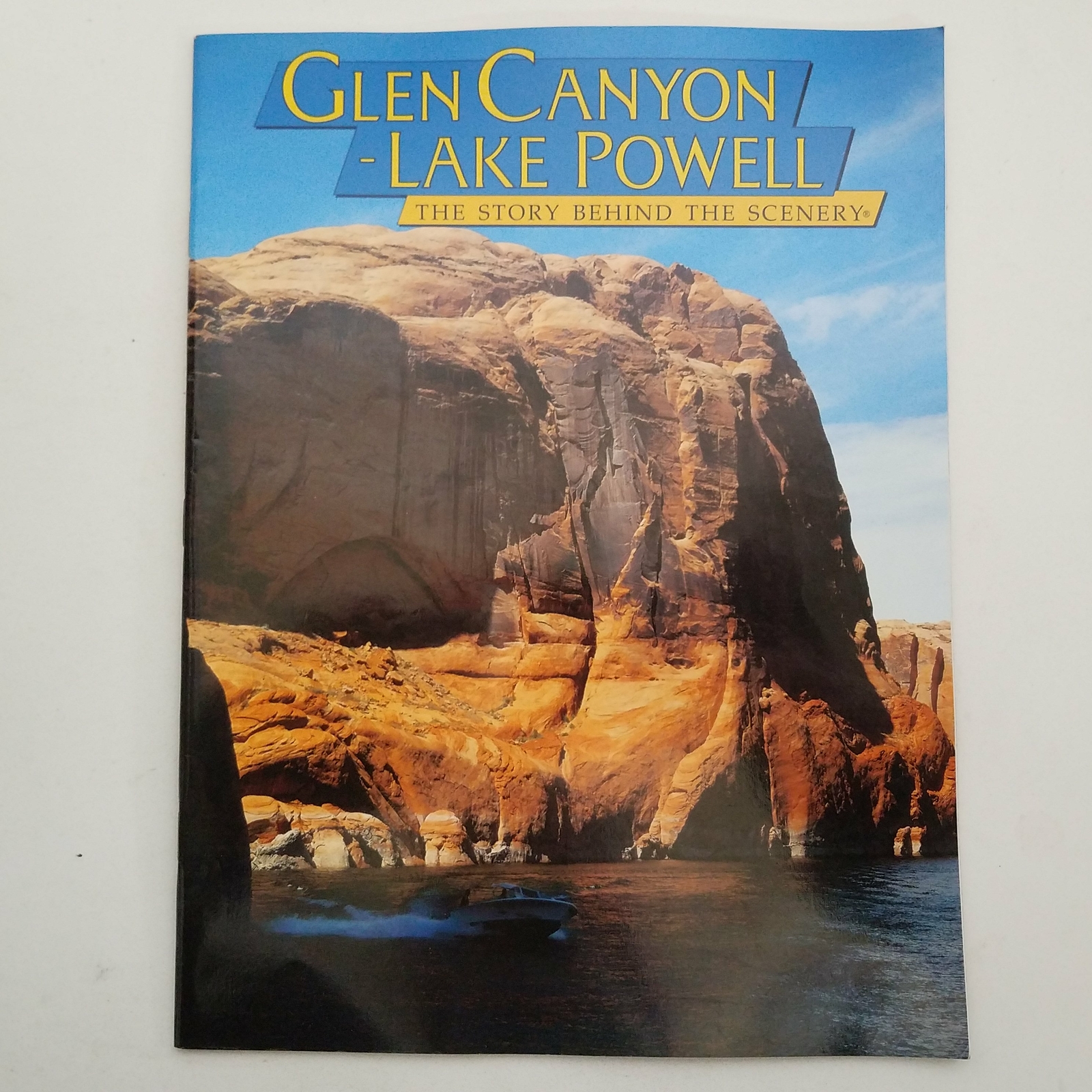 Glen Canyon-Lake Powell – The Story Behind The Scenery 1994 0916122859