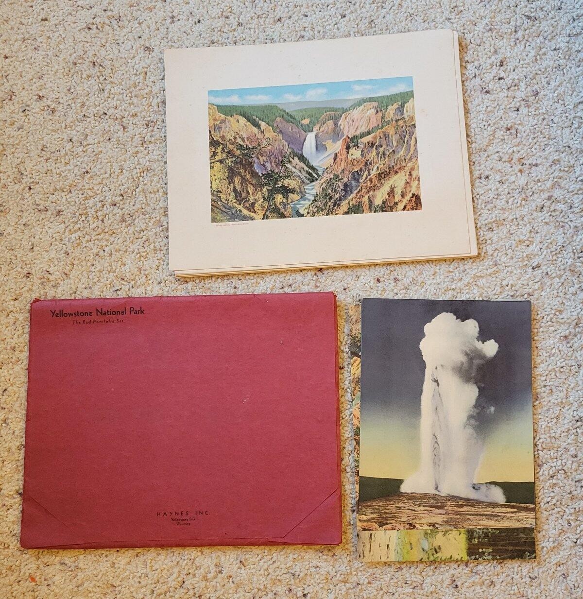 Vintage Yellowstone National Park Portfolio Set Haynes & Large Postcards