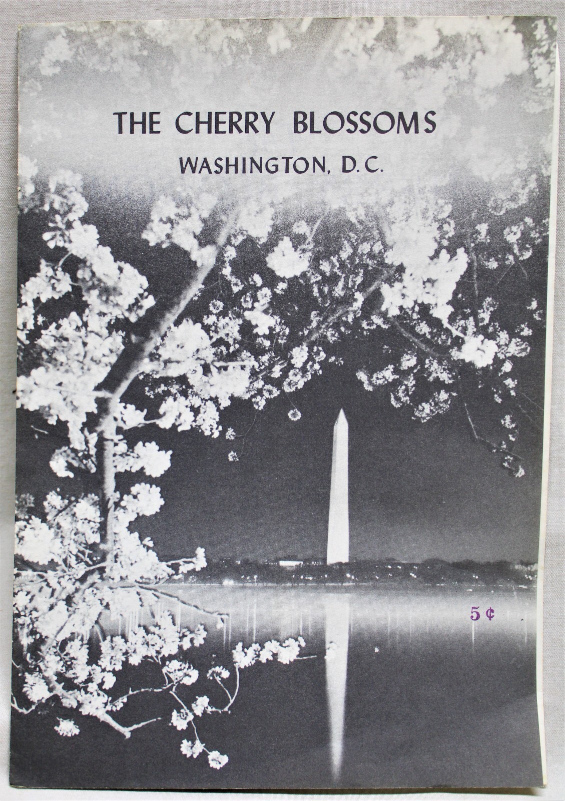 WASGHINGTON D.C. CHERRY BLOSSOMS NATIONAL PARK SERVICE BROCHURE 1957 VINTAGE