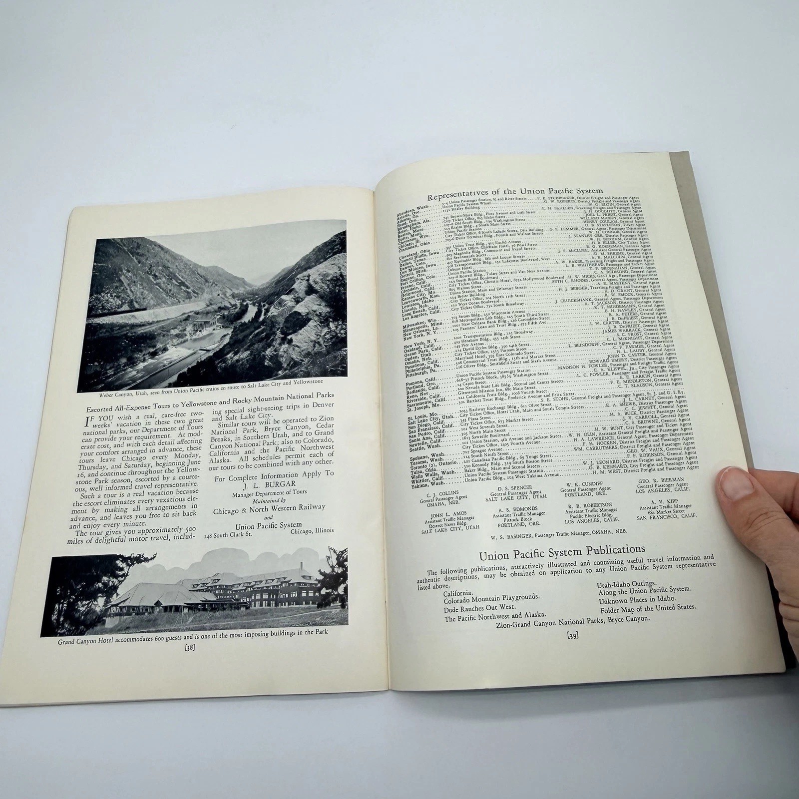 1927 Booklet Yellowstone National Park Union Pacific Railroad The Overland Route