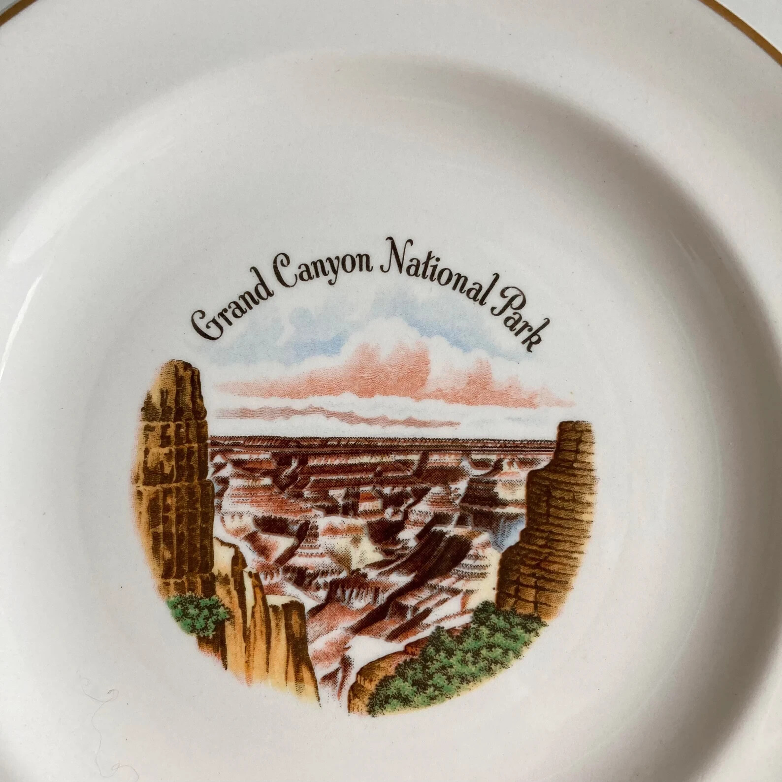 1950s, Grand Canyon National Park Souvenir Plate – ENCO – 22K Gold Rim – 7” Dia