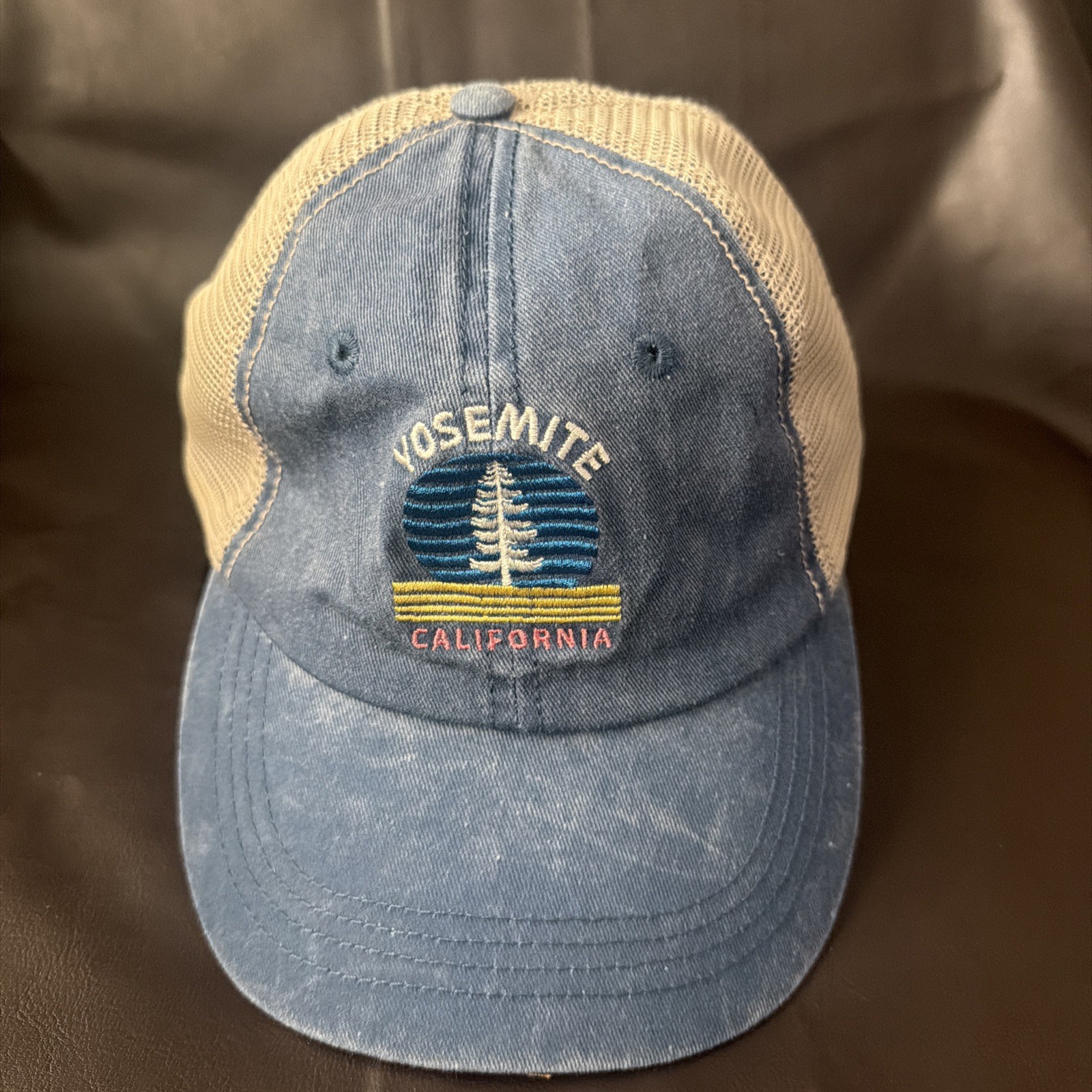 YOSEMITE NATIONAL PARK CALIFORNIA BASEBALL HAT BALL CAP TRUCKER ADJUSTABLE “NEW”