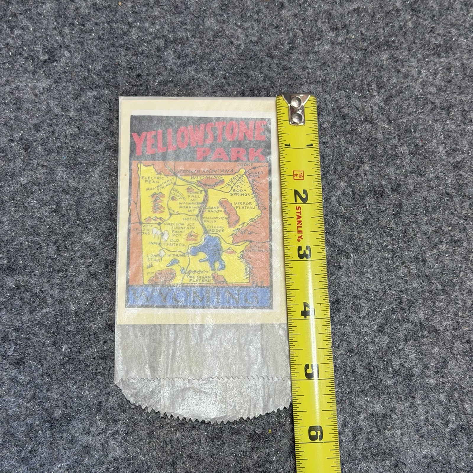 VINTAGE SOUVENIR TRAVEL DECAL – YELLOWSTONE NATL. PARK- Great Western Enterprise