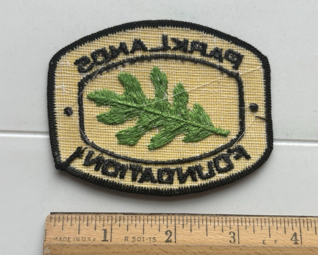 Vintage ParkLands Foundation Illinois Outdoors Conservation Sew-on Patch Badge