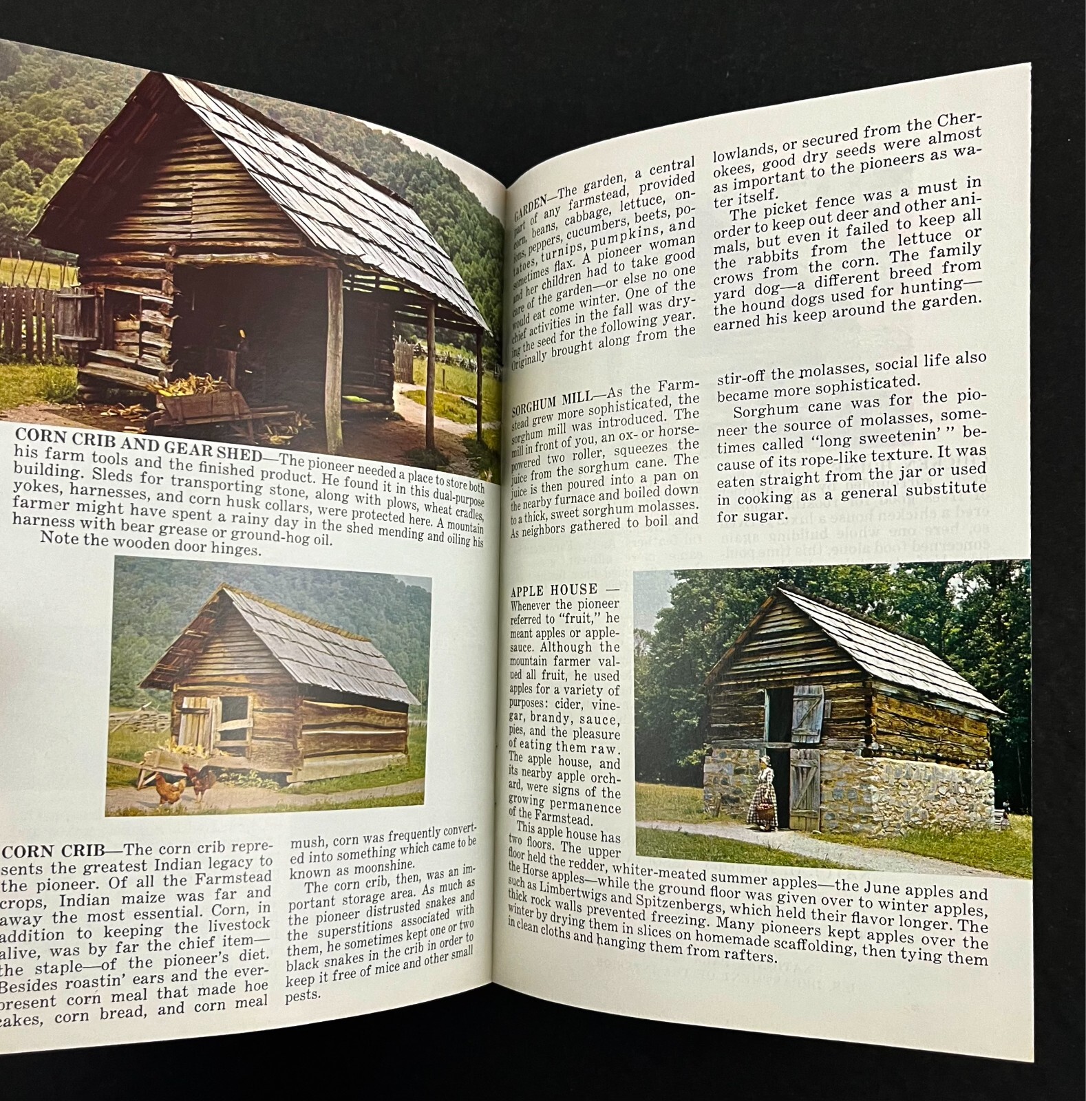 1976 Smoky Mountains Natl Park TN NC Pioneer Farmstead Vintage Travel Booklet