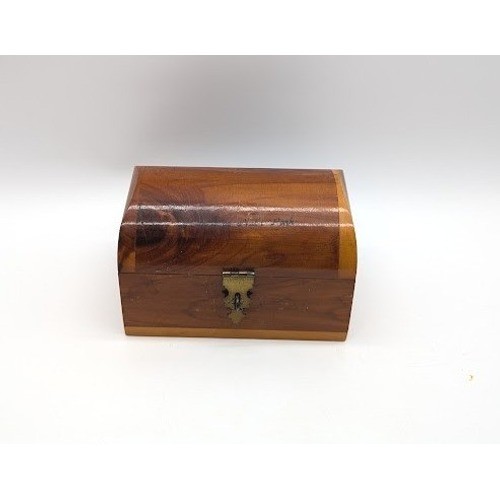 Vintage Yellowstone National Park Cedar Wood Trinket Box Chest Souvenir Jewelry