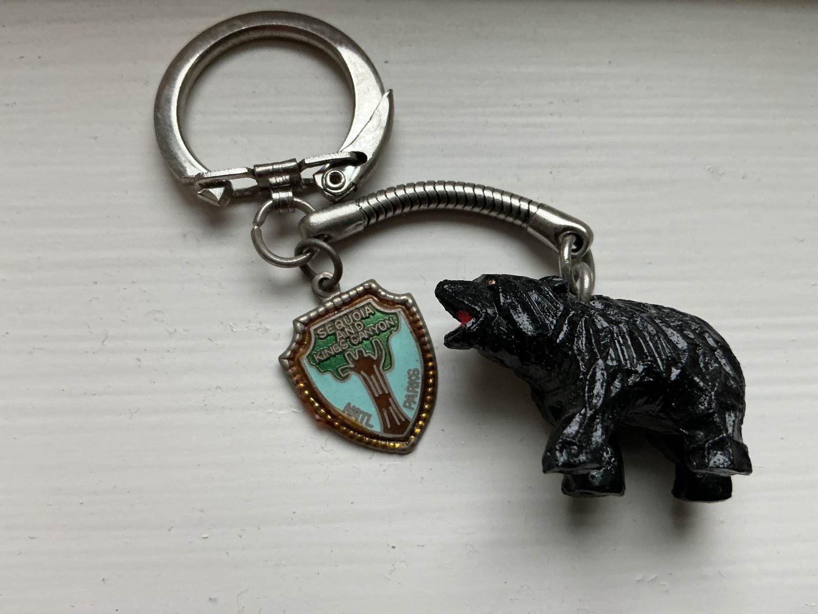 RARE Vintage Sequoia Kings Canyon National Park Black Bear Keychain Ring