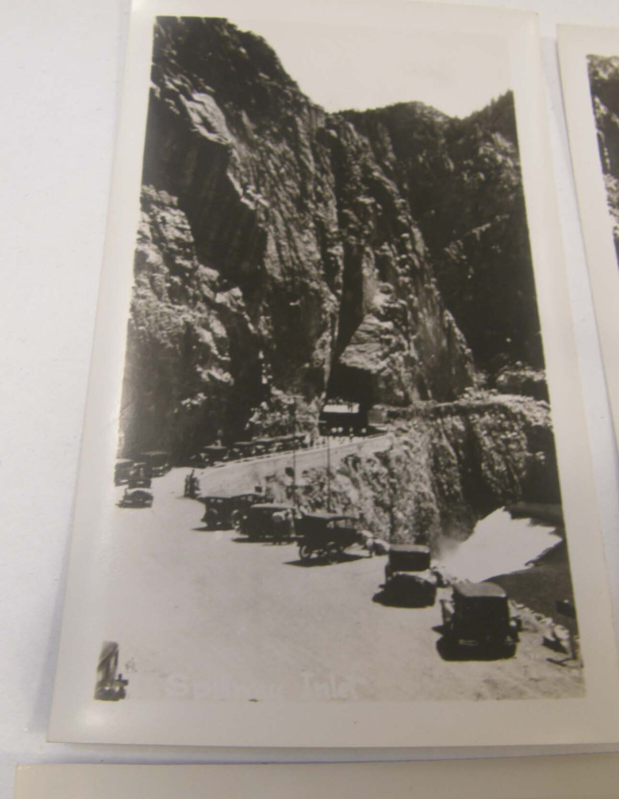 SET 12 VINTAGE PHOTOS CODY WYOMING BUFFALO BILL RESERVOIR & MUSEUM YELLOWSTONE