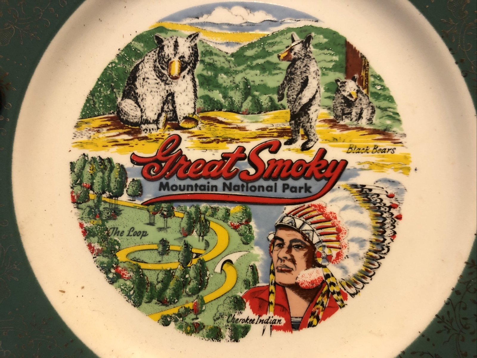 Vintage Great Smokey Mountain National Souvenir Plate Black Bears Indians 7.5”