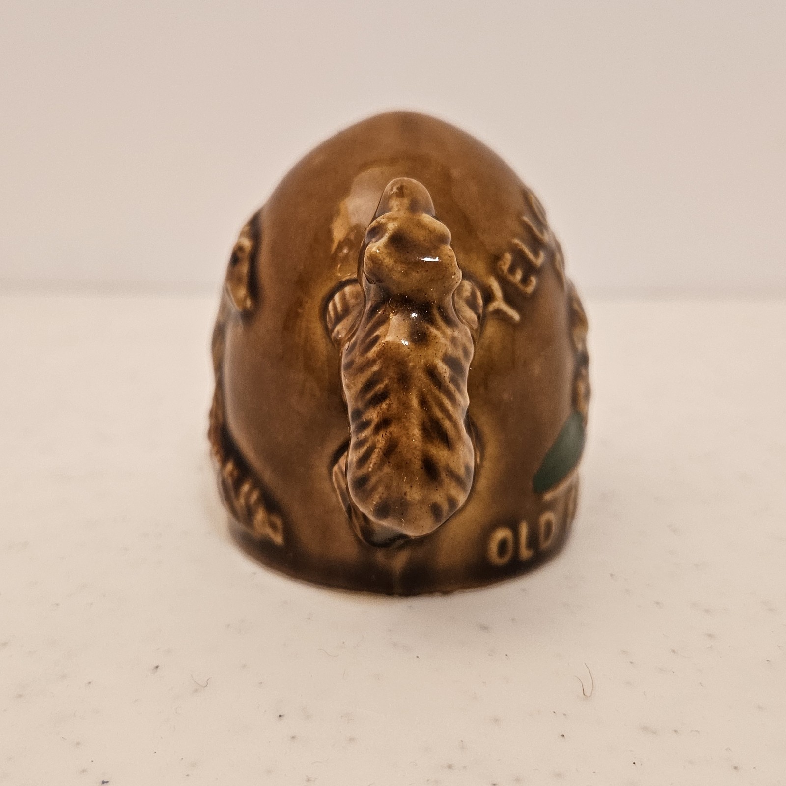 Vtg Souvenir Yellowstone Park Old Faithful Brown Bear Handle Solo Salt Shaker