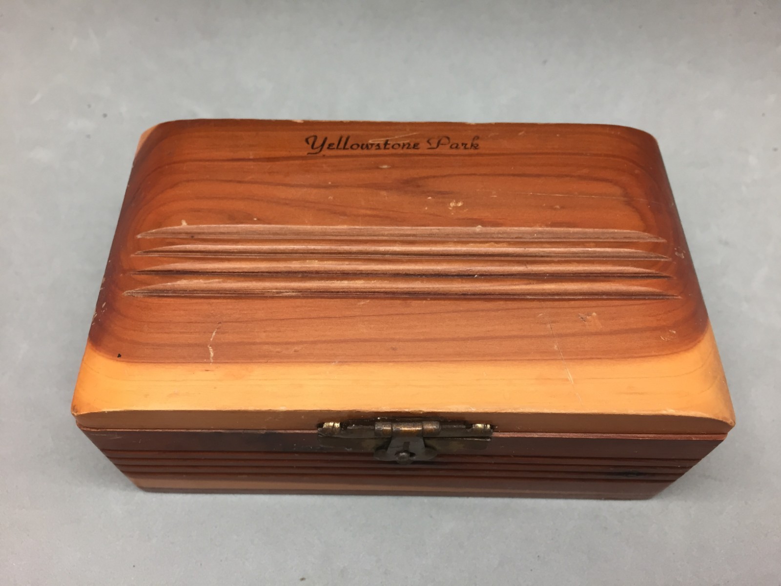 Souvenir Yellowstone National Park Trinket Box Cedar Wood Hinged Vintage 6″