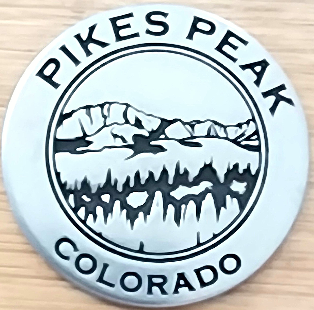 PIKES PEAK – COLORADO – NATIONAL PARK TYPE TOKEN – FREE SHIPPING