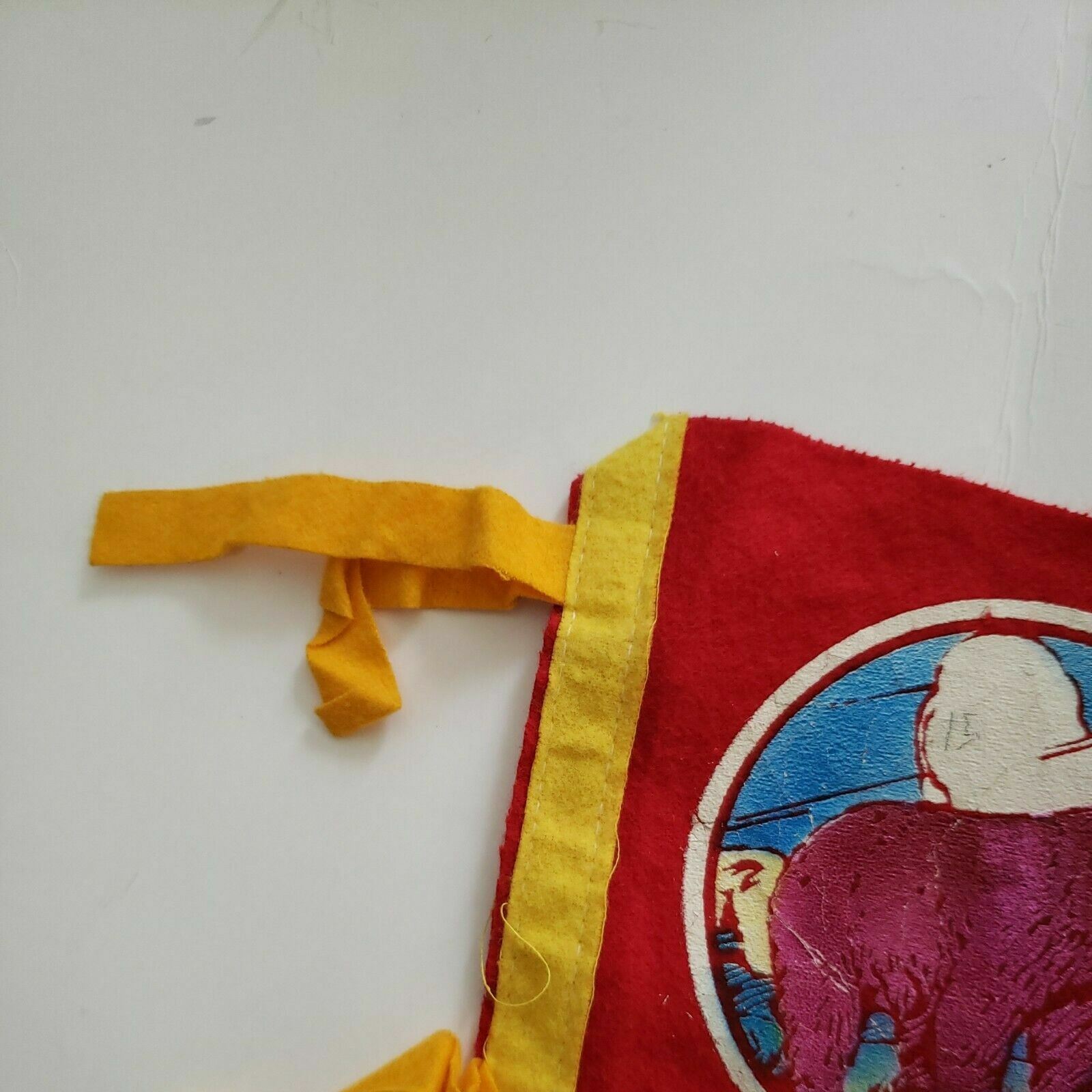 Vintage red felt Yellowstone National Park Bear travel souvenir banner pennant
