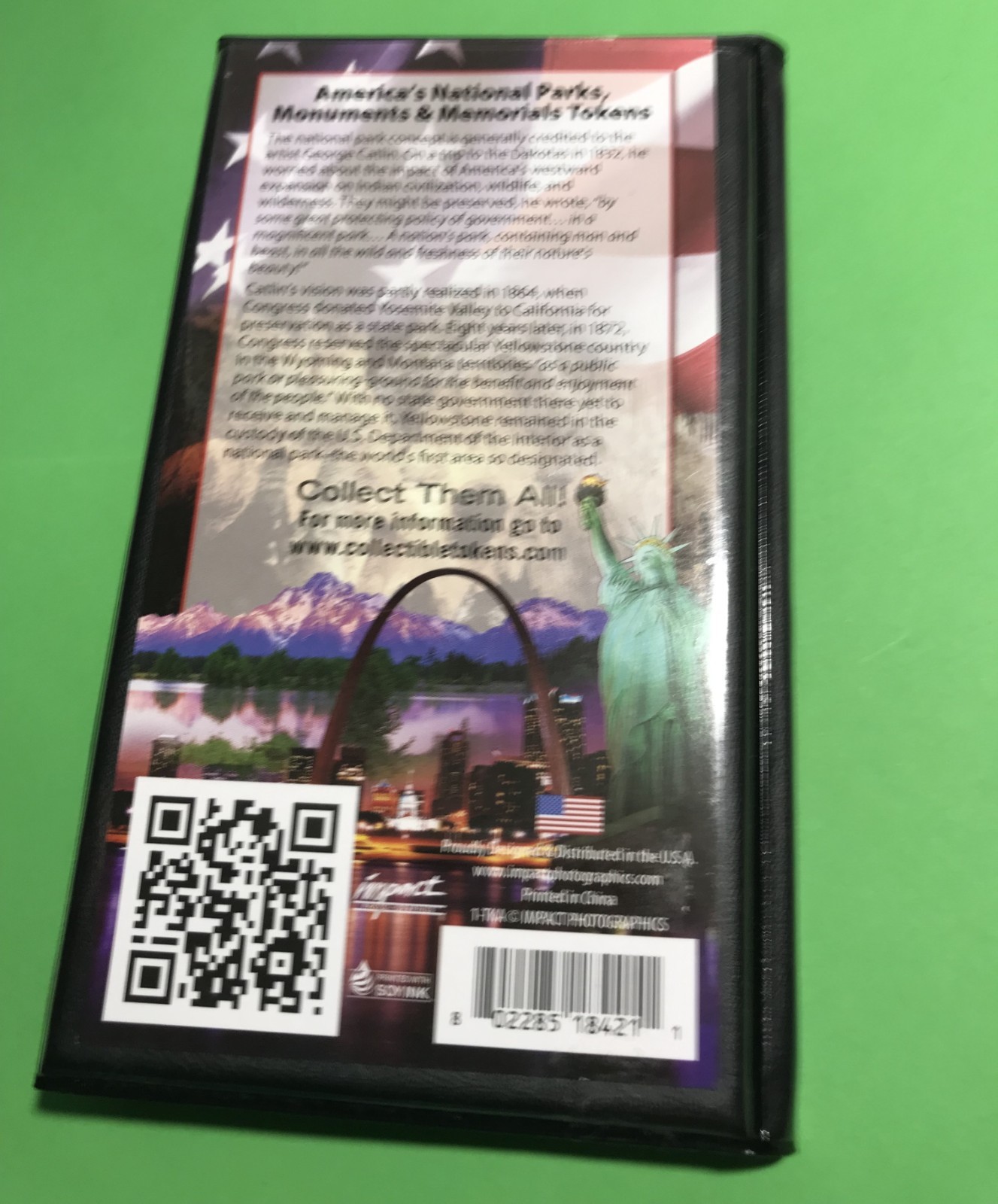 COLLECTIBLE TOKEN ALBUM – AMERICA’S NATIONAL PARKS, MONUMENTS & MEMORIALS