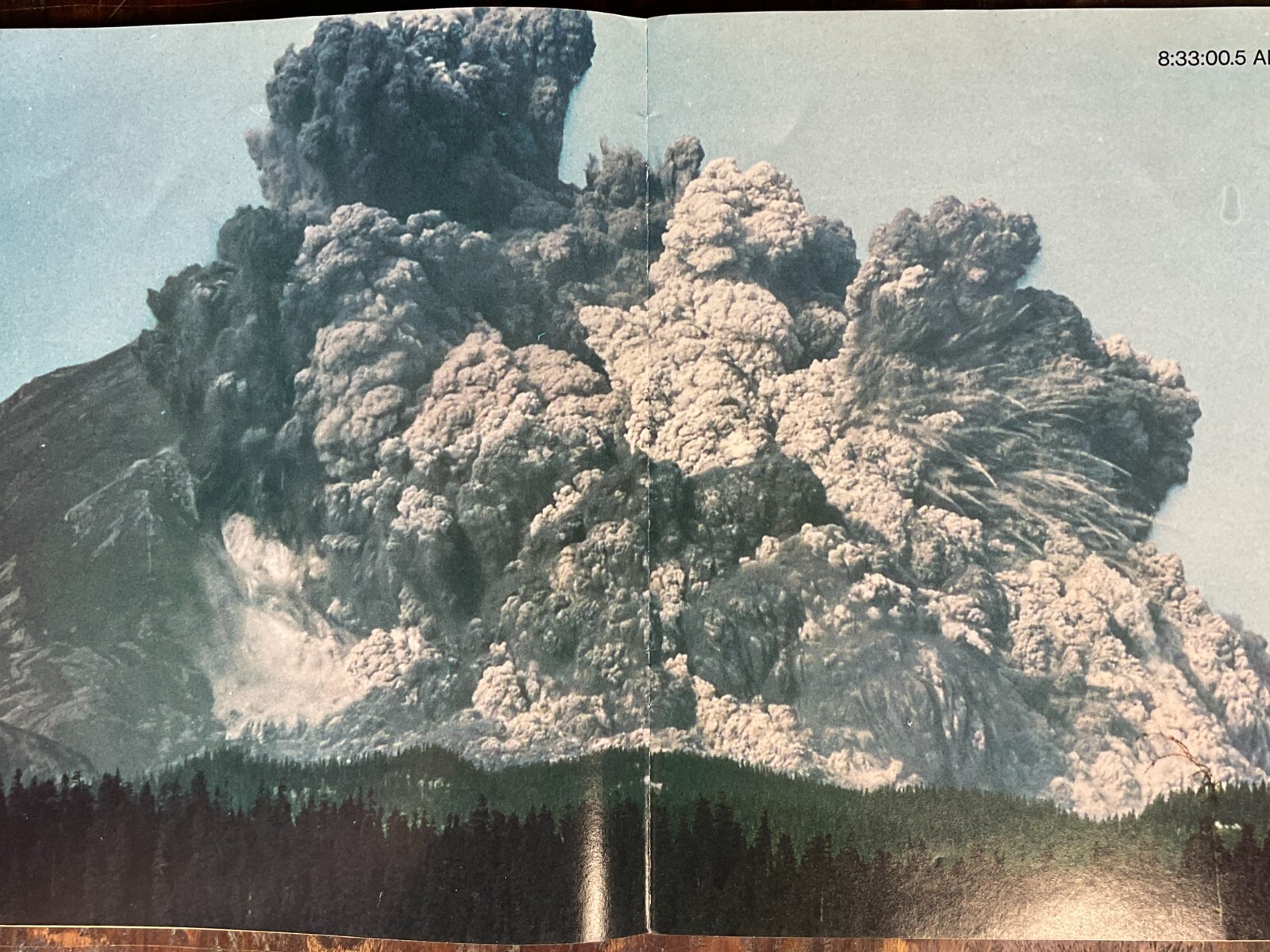 1985 Mount St. Helens: The Story Behind the Scenery by Thom Corcoran