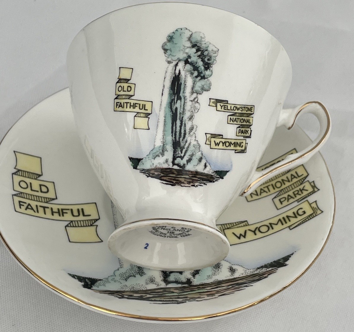 Vtg. Kent Bone China England Old Faithful Yellowstone National Park Cup/Saucer
