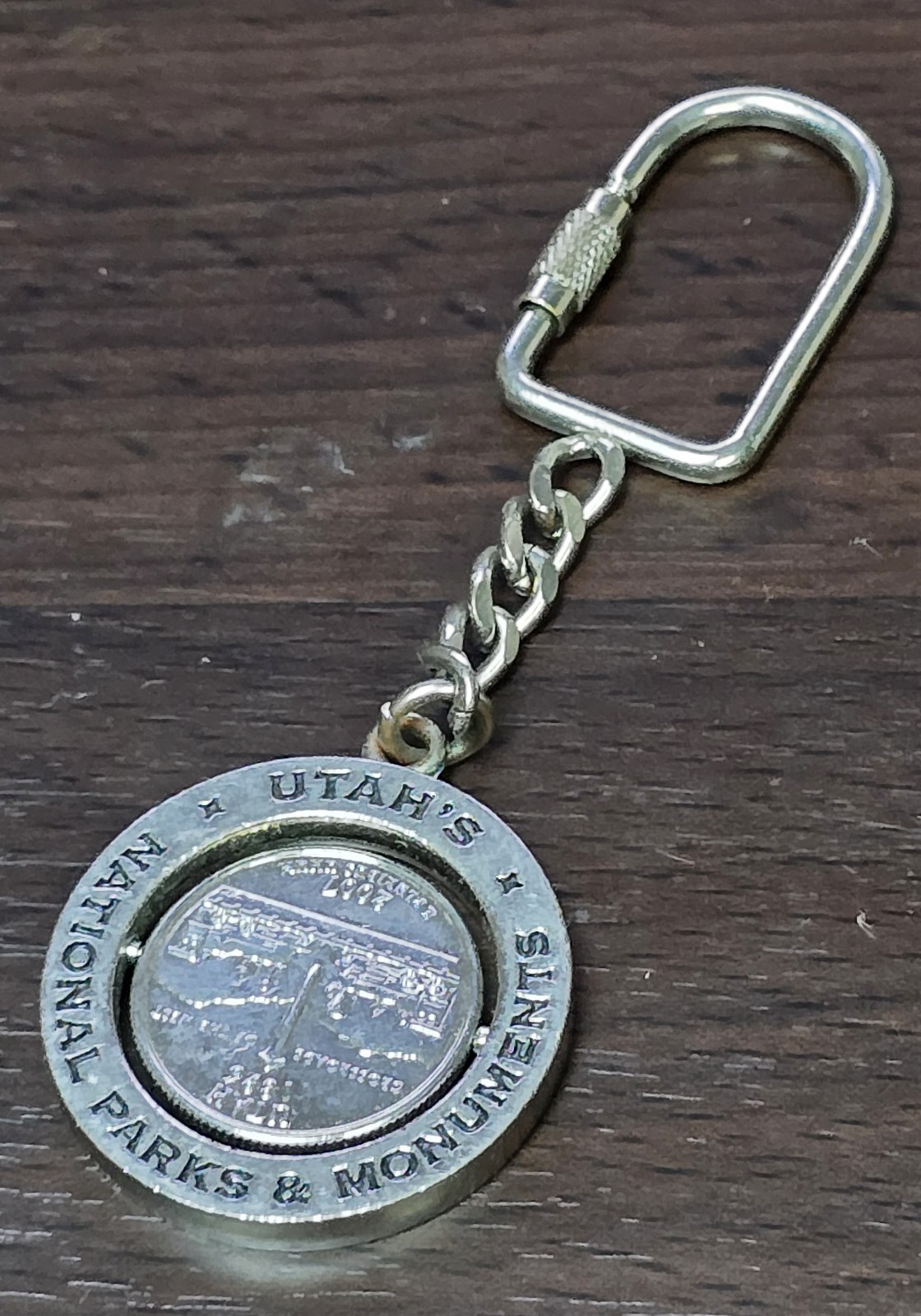 1½” National Parks Key Chain Spinning 2007 Utah Quarter Crossroads Of The West