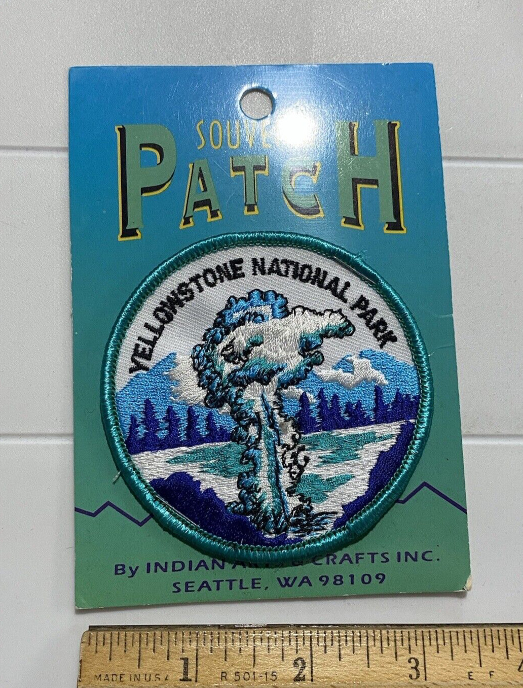 NIP Yellowstone National Park Wyoming Montana Scenic Geyser Round Souvenir Patch