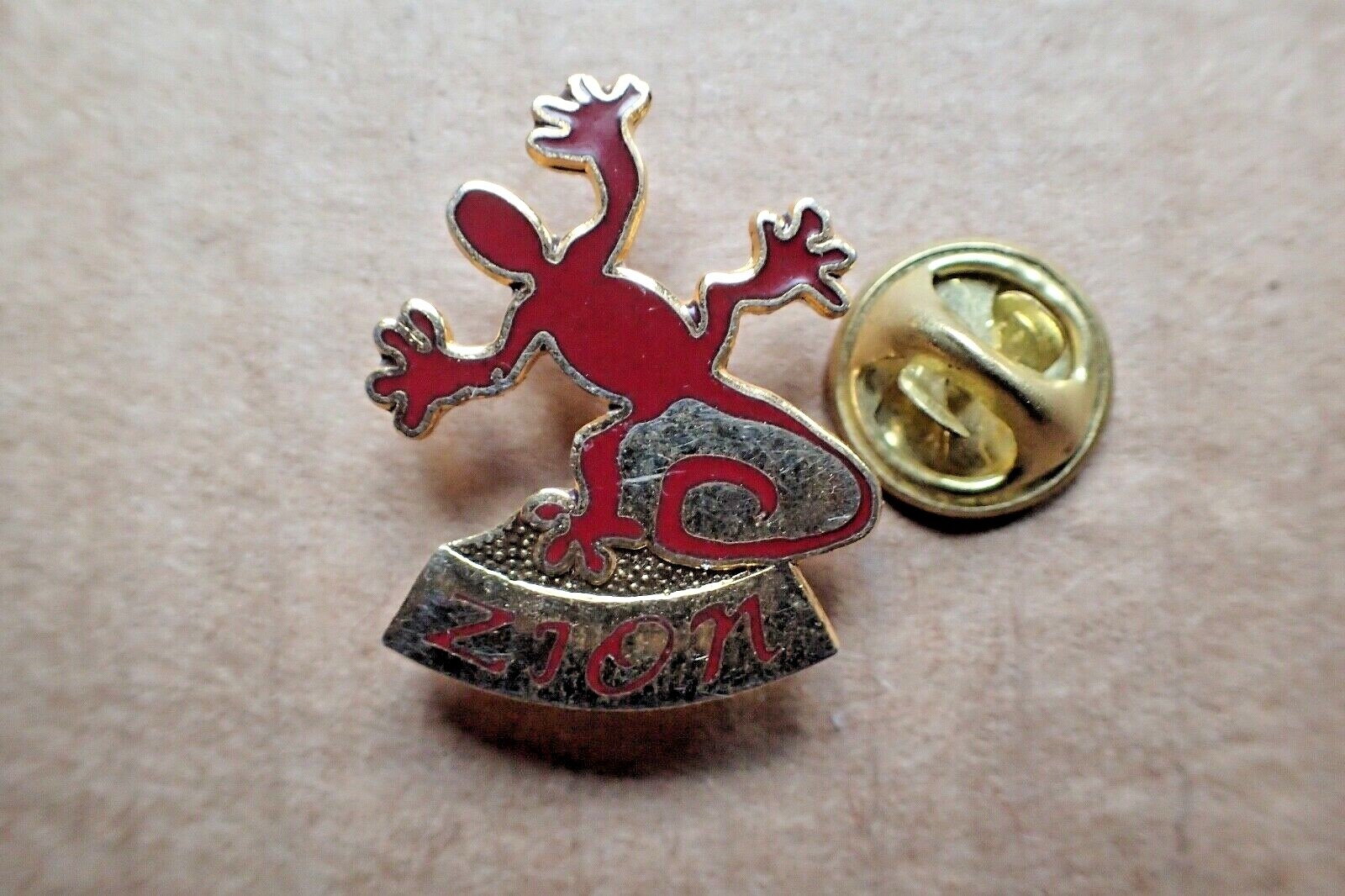 Zion National Park Pin – Lizard