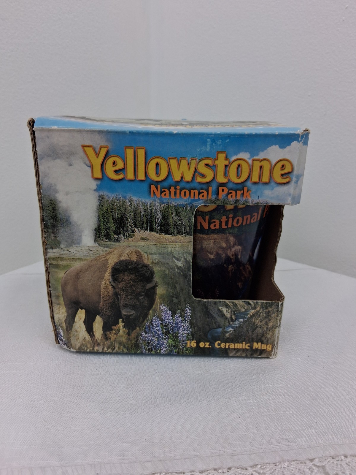 2010 Yellowstone National Park 16 Oz Souvenir Mug Cup In Box Bison Bear Moose