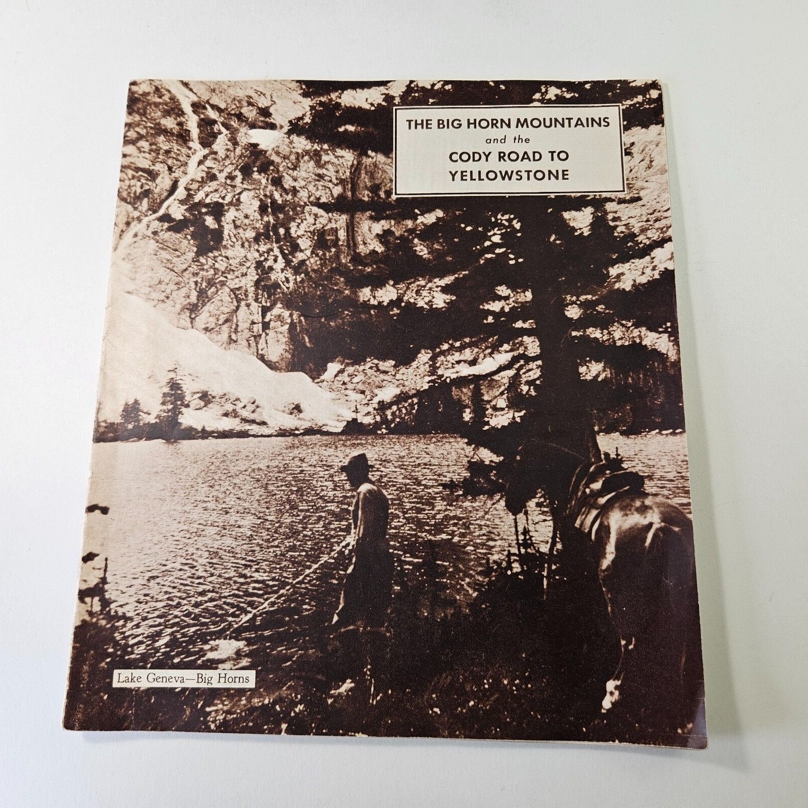 Orig 1932 Photographic Views Catalog Big Horn Mtns Cody Road To Yellowstone
