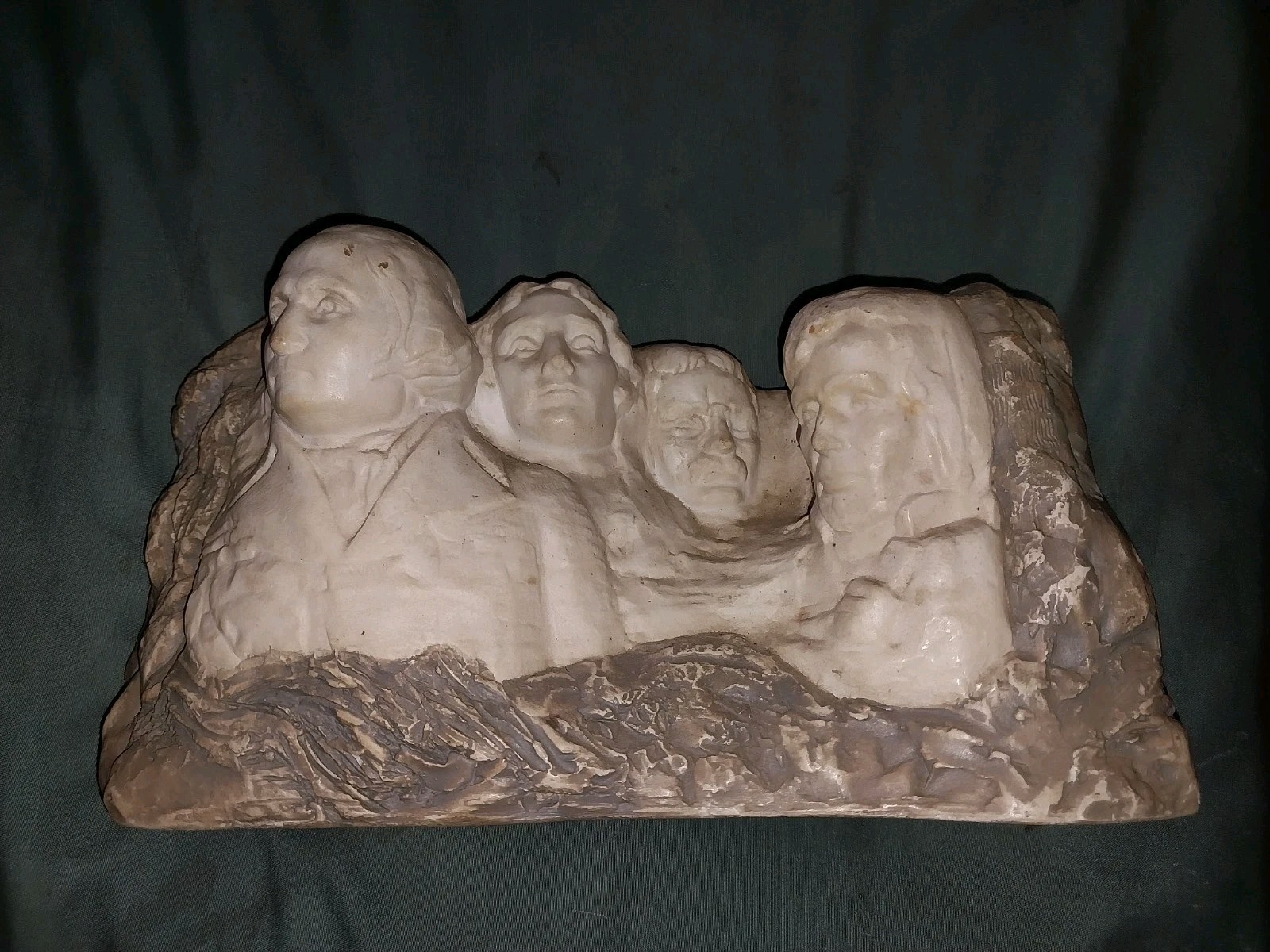 Vintage 1967 Mount Rushmore Scale Model Sculpture Joanna G Kendall Ex Condition