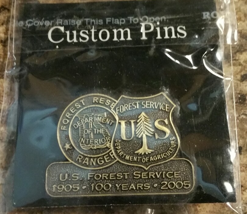 US Forest Service 1905-2005 -USDA 100th Anniversary pin – New in package