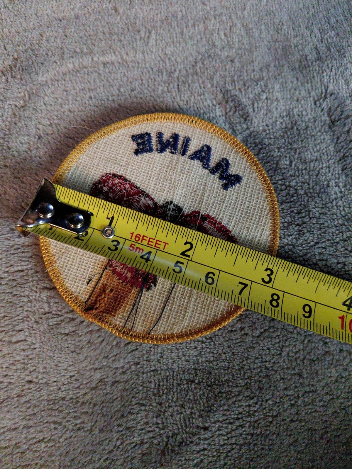 Vintage Maine Red Lobster Round White Yellow Border Embroidered Sew-on Patch