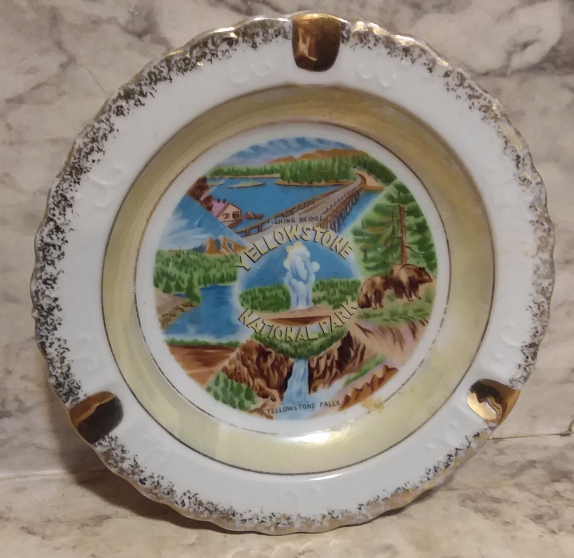Vntg YELLOWSTONE National Park SOUVENIR Ceramic Ashtray Scenic Trinket Dish 6″