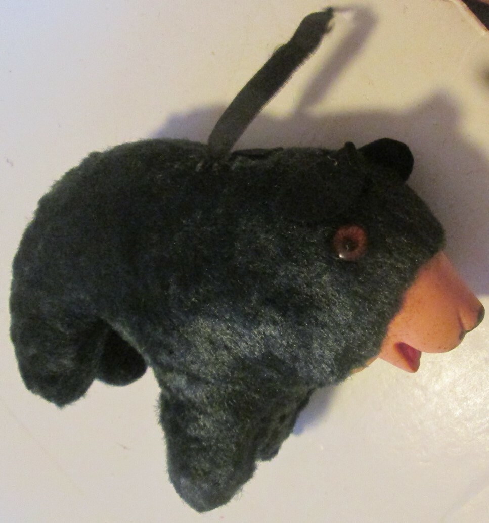 Vintage National Park Souvenir plush Grizzly BEAR 8″ long, Rubber Snout