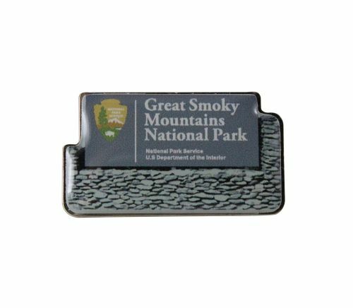Great Smoky Mountains National Park Welcome Sign Lapel Pin